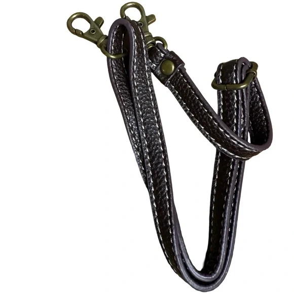 Chala Crossbody Phone Purse – Dog Appliqué, Red Faux Leather | Like New - Picture 7 of 7